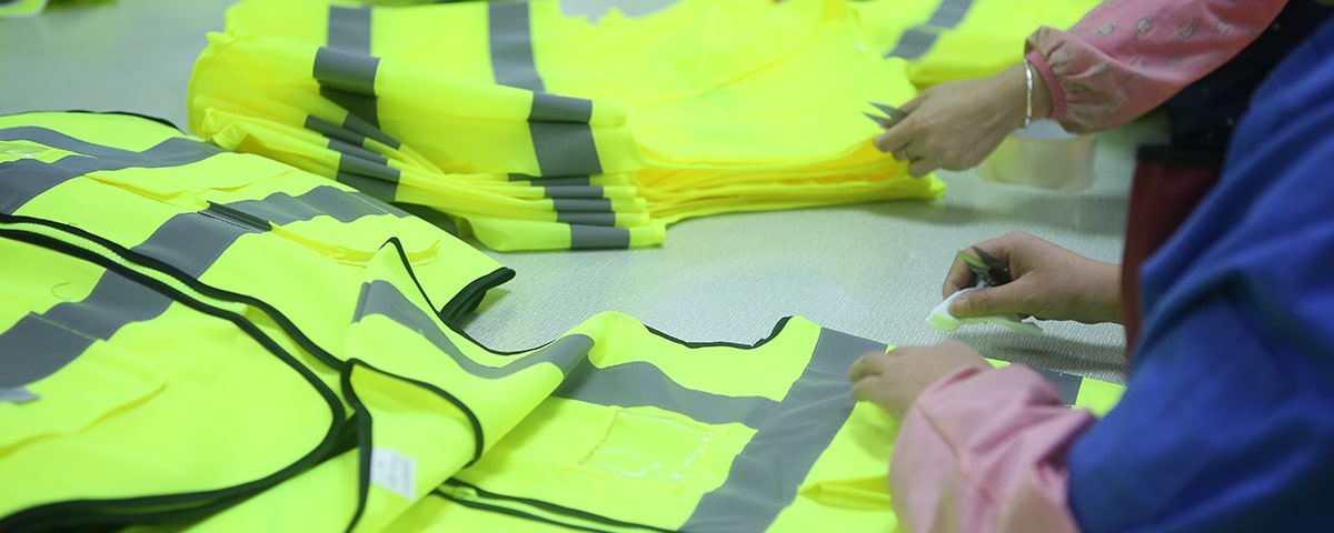 星华华体会平台-华体会(中国)服装质检